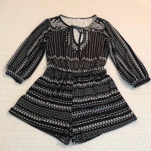 (EUC) Women’s Casual Romper